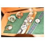 WATCHES FINGER AND WRIST