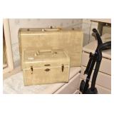 SAMSONITE TRAIN CASE AND SUITCASE