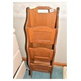 MAGAZINE RACK 3 SECTION