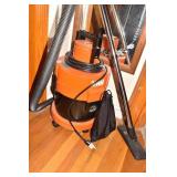 SHOP VAC 16 G LIKE NEW