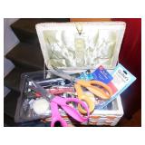 SEWING CASE WITH SCISSORS