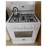VERY CLEAN GAS STOVE WHITE