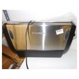 FOOD SAVER LOOKS NEW