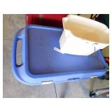 LARGE TOTE AND BUCKET