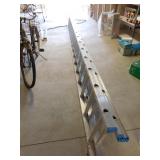 EXTENTION LADDER 16FT HOLDS 400LBS
