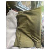 WOOL BLANKETS GREEN ARMY AND CREAM WOOL