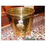 BRASS PLANTER SHELL DESIGN, PLUGBAR