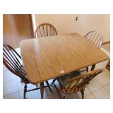 DREXEL OAK DINING TABLE AND 4 CHAIRS 48" X 36"
