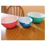 GREEN/ RED / BLUE NESTING PYREX BOWLS