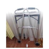 ALUMINUM WALKER