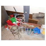 GARDEN SUPPLIES, STANDS, POTS, WATERING BULBS
