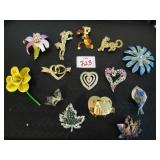 GROUP OF PIN BROOCHES, FLOWERS, CATS, ETC.