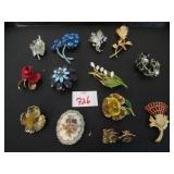 GROUP OF VINTAGE FLOWER PINS AND ONE PIN AND