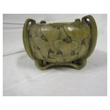 ROOKWOOD #1000 PLANTER FOOTED 6" H X 9.5" W HAS