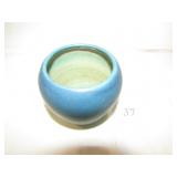 VAN BRIGGLE GLAZED TWO TONE VASE 3" H