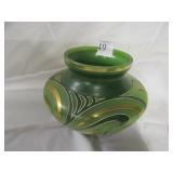 5" H X 6.5" ROUND GLASS VASE W/ GOLD OVERLAY