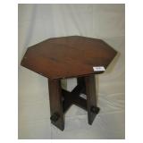 MISSION OAK 18.5" H X 16.5" OCTAGON TOP