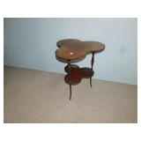 CLOVERLEAF OAK TABLE CARVED COLUMNS 29" H X 23" W