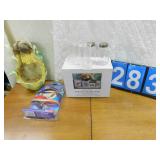 COIN HOLDER, PHONE HOLDER, CORN PLANTER, PHOTO