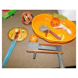 VINTAGE HALLOWEEN INC NOISE MAKERS