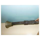 LEATHER STRAP W/ BRASS BELL FLOWER DÉCOR