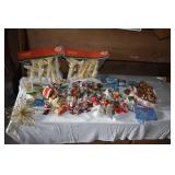 MERRY & BRIGHT, WINDOW LIGHTS THOMAS THE TANK