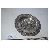 STERLING RAISED TAVERN SCENE ASH TRAY 7.25" ROUND