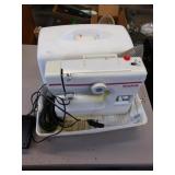 SEWING MACHINE SIMPLICITY CLASSIC