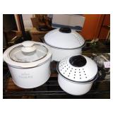PASTA MAKER, NEW SLOW COOKER AND 2 NEW STEAM POTS
