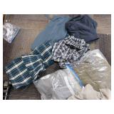 AMERICAN EAGLE JACKET, 32/30 LEVI