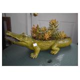ALLIGATOR PLANTER W/ LIVE PLANT - 31" LONG -