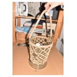 LUCITE CENTER BUCKET W/ WOVEN ROPE HANDLE AND