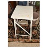 WOOD FERN STAND 32" H X 13" TOP APPX.