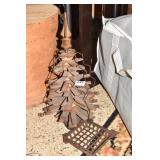 TREE METAL WITH GRATE 12" H