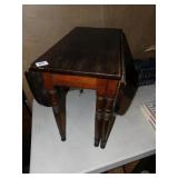 OAK DROP SIDE TABLE GATE LEG, GATE LEG TAPED TO