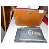 POLAIROID CAMERA IN CASE