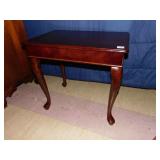 CHERRY QUEEN ANN SIDE TABLE 23H 25X16
