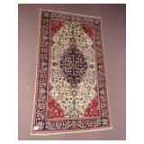 AREA RUG TIGHT WEAVE 31" X 54"