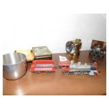 "AUTO LITE", SMALL MODEL TRAIN WITH SONE CODING,