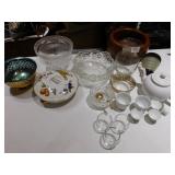 WOOD SALAD BOWL, TEA POT, BOWLS, COVERED