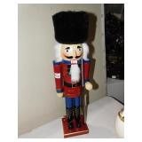 24" NUTCRACKER