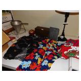 BLACK AND WHITE LAMP WITH WHITE SHADE METAL BASE,