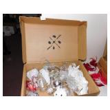 WHITE AND SILVER ORNAMENT INCL. OWL