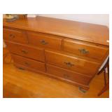 SPRAGUE & CARLETON DRESSER 7 DRAWER, 32.5" H X