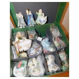 HOLIDAY ORNAMENTS IN BOX