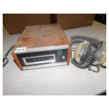 ELGIN 8 TRACK PLAYER AND HEADPHONES
