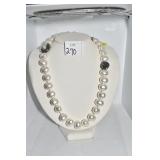 18" LARGE BEAD NECKLACE RHINESTONE CLASP