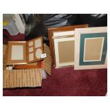 PICTURE FRAMES
