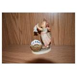 GOEBEL "WASH DAY" 1957 6" H