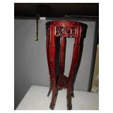 CARVED MODERN PEDESTAL TABLE